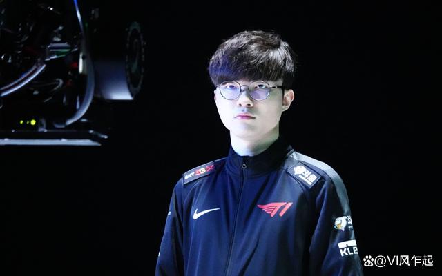 包含夺冠引发热议！，Faker在C9比赛中比赛规则变更观众掌声雷动的词条-开云在线